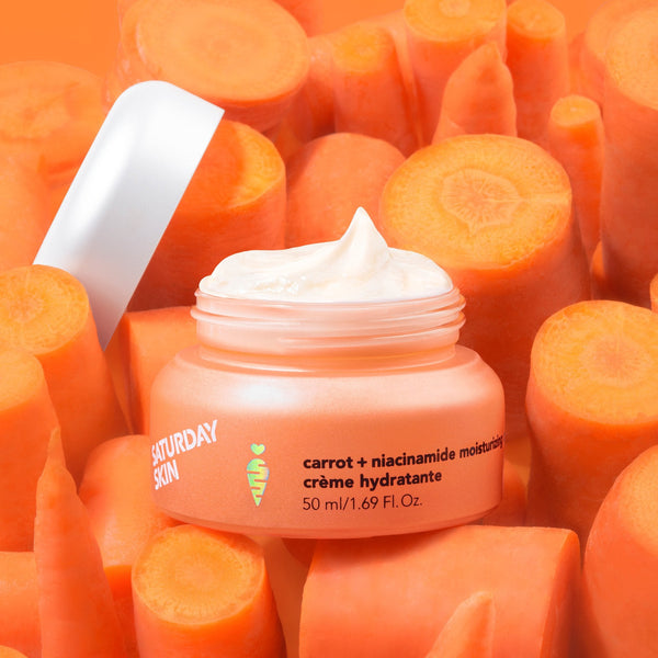 carrot cream top open with carrot background